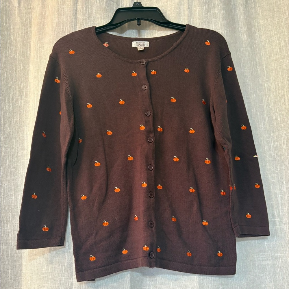 Baxter & Wells Women’s Pumpkin Embroidered Cardigan Sweater